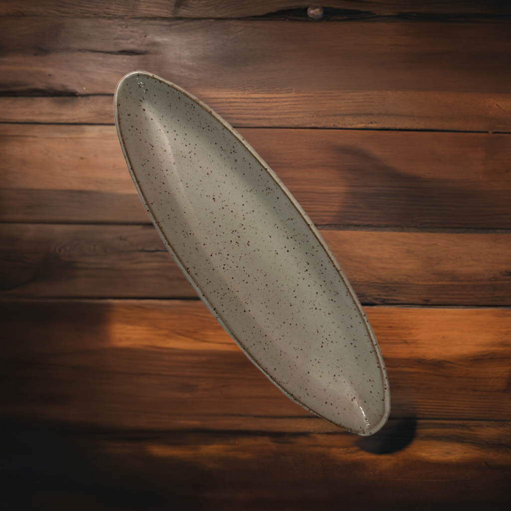 Handcrafted Ceramic Appetizer Plate (white, large)