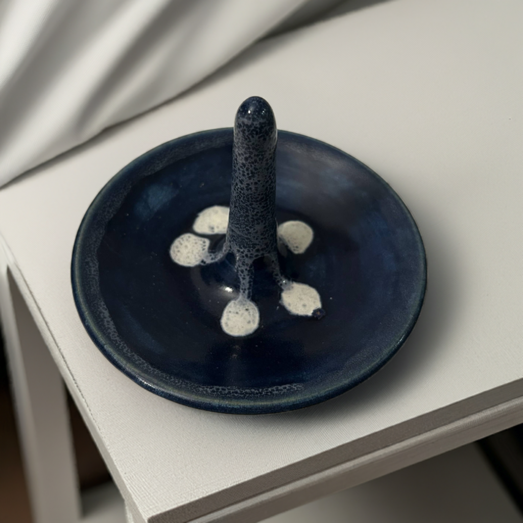 Handmade Ceramic Ring Holder (blue)